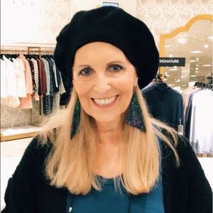 Meet your Posher, Sherilyn